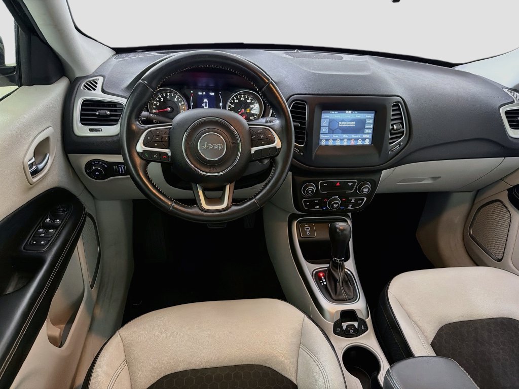 Used 2020 Jeep Compass Latitude FWD image 23