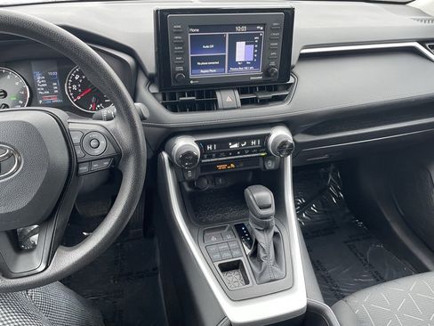 Certified 2022 Toyota RAV4 XLE image 24