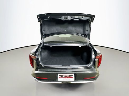 Used 2025 Kia K4 EX image 33