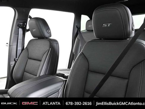 New 2025 Buick Enclave Sport Touring w/ Power Package image 5