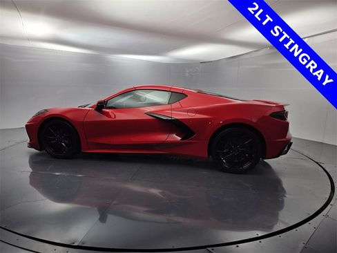 Used 2024 Chevrolet Corvette Stingray Preferred Cpe w/ 2LT image 8