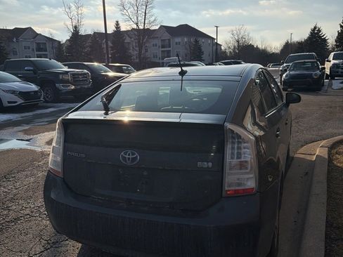 Used 2010 Toyota Prius Three image 4
