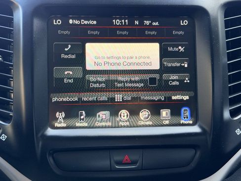 Used 2017 Jeep Cherokee Trailhawk w/ Comfort/Convenience Group AWD/4WD image 47