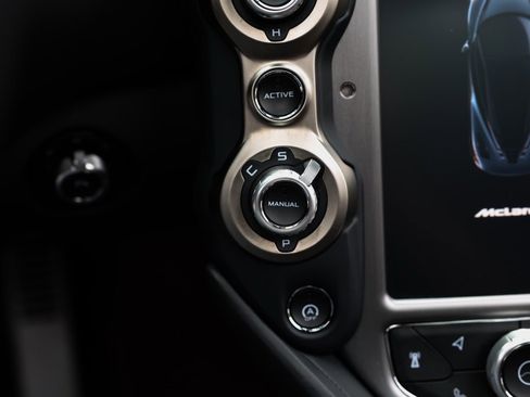 Used 2018 McLaren 720S Performance image 33