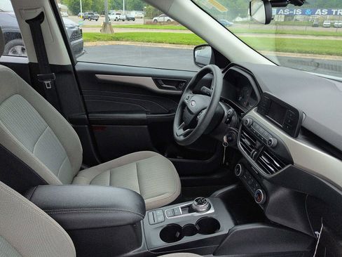 Used 2022 Ford Escape S FWD image 10