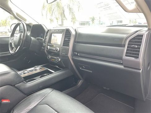 Used 2020 Ford Expedition Max Platinum image 30