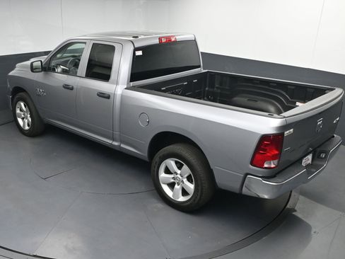 Used 2024 RAM 1500 Classic SLT AWD/4WD image 34