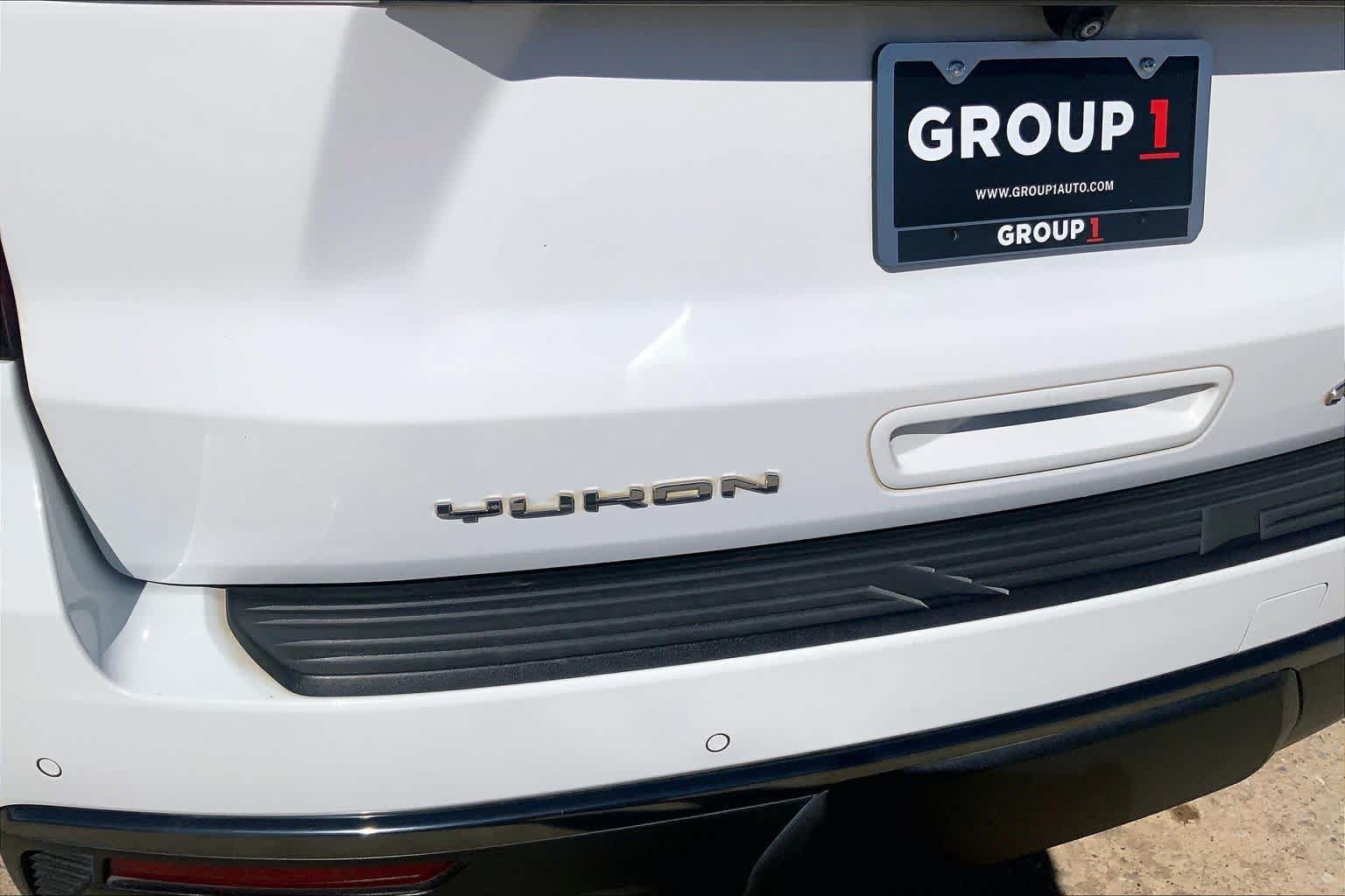 Used 2021 GMC Yukon AT4 w/ AT4 Premium Package AWD/4WD image 30