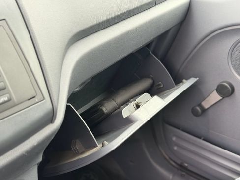 Used 2010 Ford Transit Connect XL FWD image 25