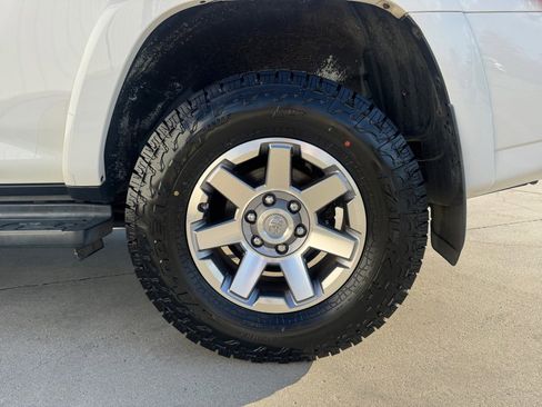 Used 2016 Toyota 4Runner Trail Premium image 25