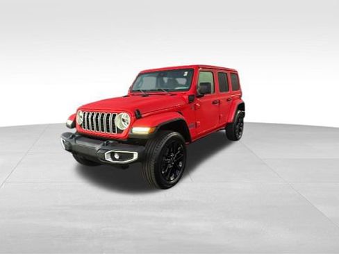 Used 2025 Jeep Wrangler Unlimited Sahara w/ Safety Group image 2