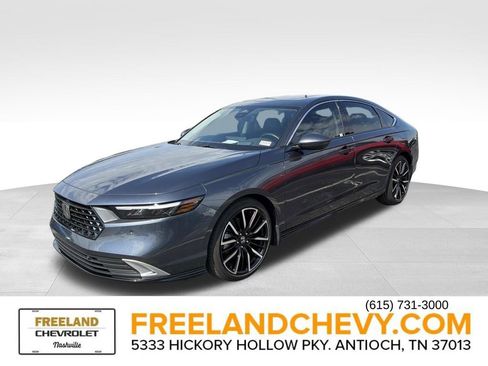 Used 2025 Honda Accord Touring image 7