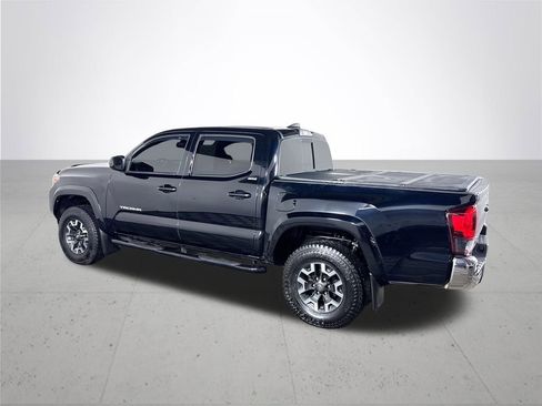 Used 2019 Toyota Tacoma SR5 image 8
