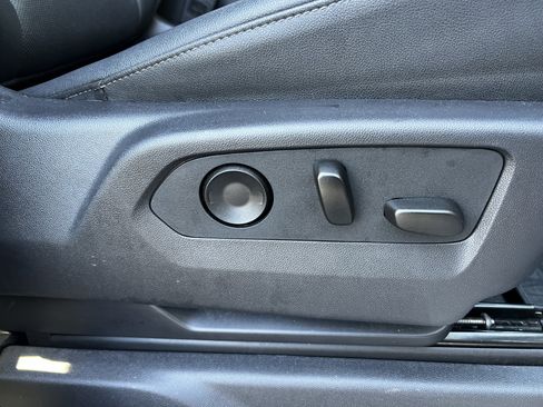 Used 2024 Chevrolet Silverado 1500 LTZ w/ LTZ Premium Package image 47