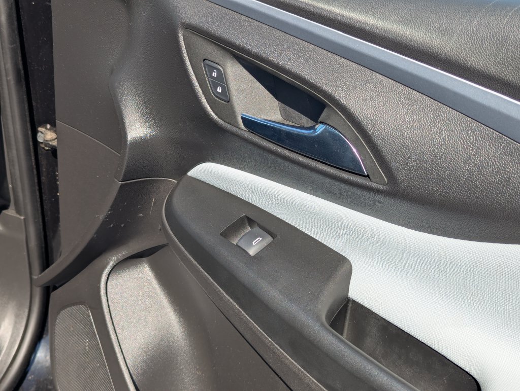 Used 2025 Buick Envista Preferred FWD image 33
