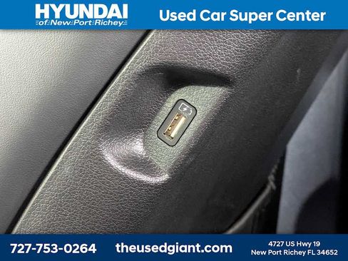 Used 2020 Hyundai Palisade Limited FWD image 19