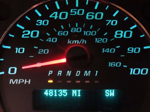 Used 2023 Chevrolet Express 3500 LS image 9