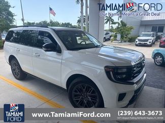 Used 2025 Ford Expedition Platinum w/ Stealth Performance Package AWD/4WD video 1