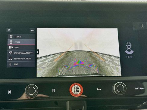 Certified 2025 Porsche Macan S AWD/4WD image 19