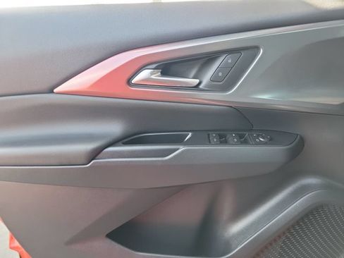 Certified 2026 Chevrolet Equinox EV RS FWD image 19