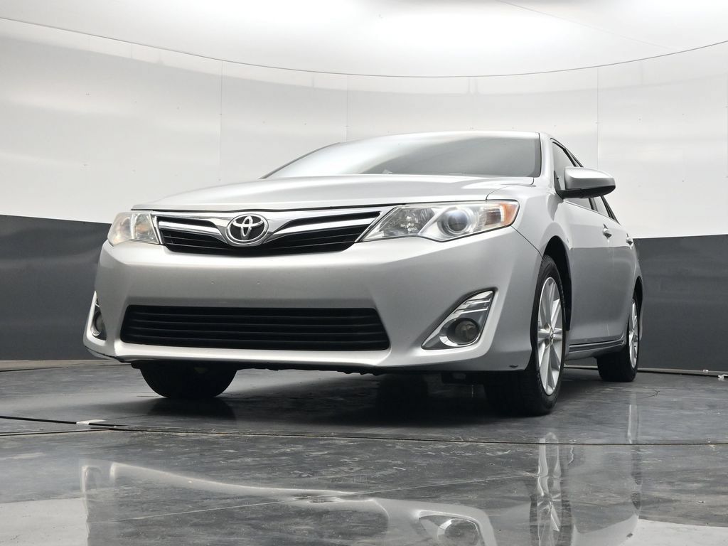 Used 2012 Toyota Camry XLE FWD image 32
