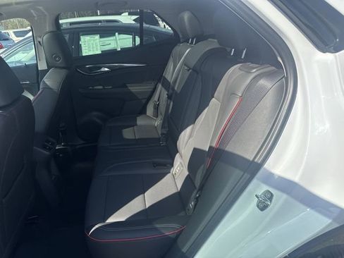 Certified 2022 Buick Envision Essence w/ Technology Package II image 26