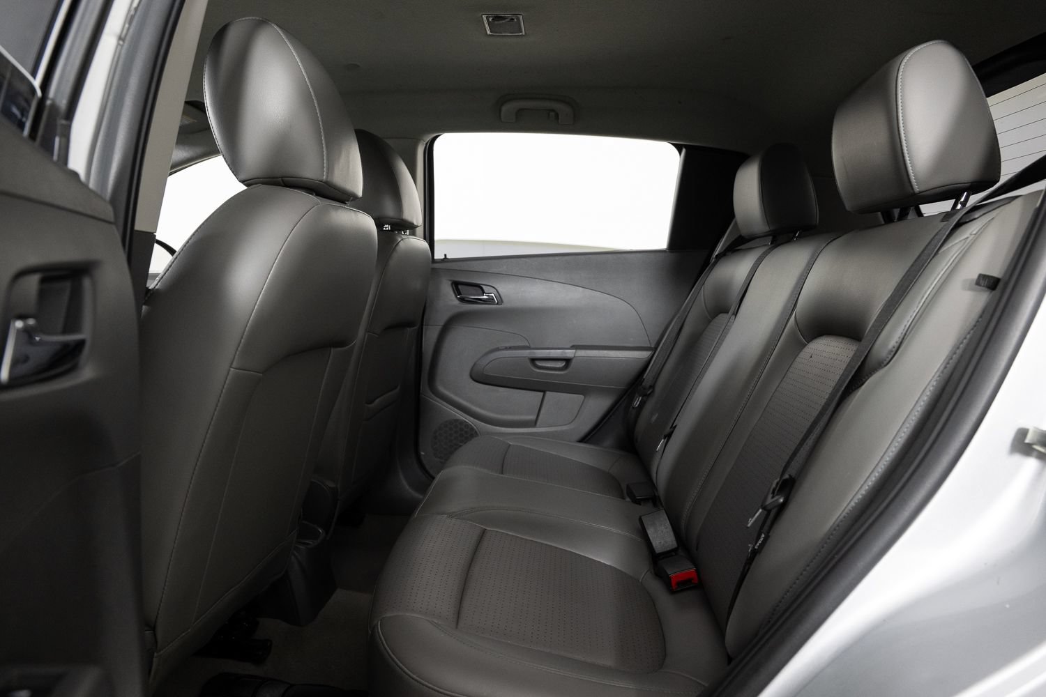 Used 2015 Chevrolet Sonic LTZ FWD image 18