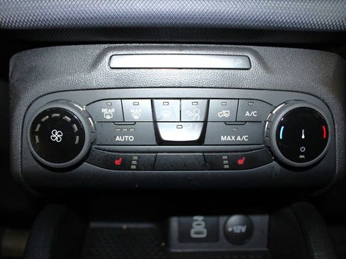 Used 2023 Ford Bronco Sport Badlands image 27