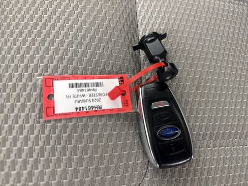 Used 2024 Subaru Forester Premium AWD/4WD image 28