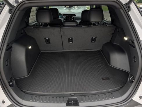New 2026 GMC Terrain Elevation w/ Elevation Premium Package FWD image 28