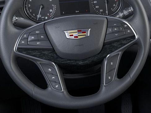 Certified 2024 Cadillac XT5 Premium Luxury FWD image 19