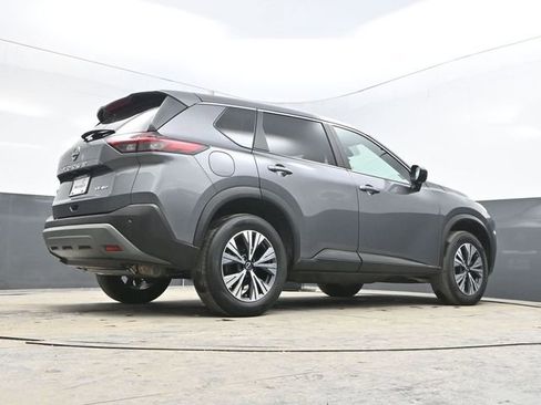 Used 2023 Nissan Rogue SV image 40