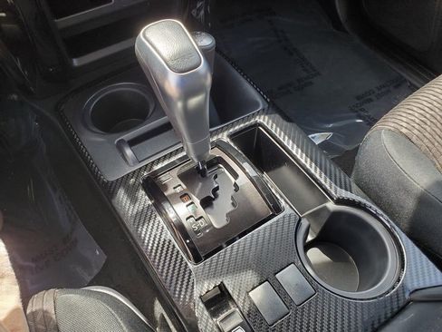 Used 2018 Toyota 4Runner TRD Off-Road image 27