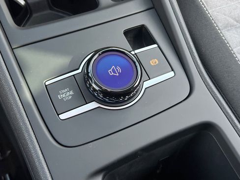 New 2025 Volkswagen Tiguan S image 28