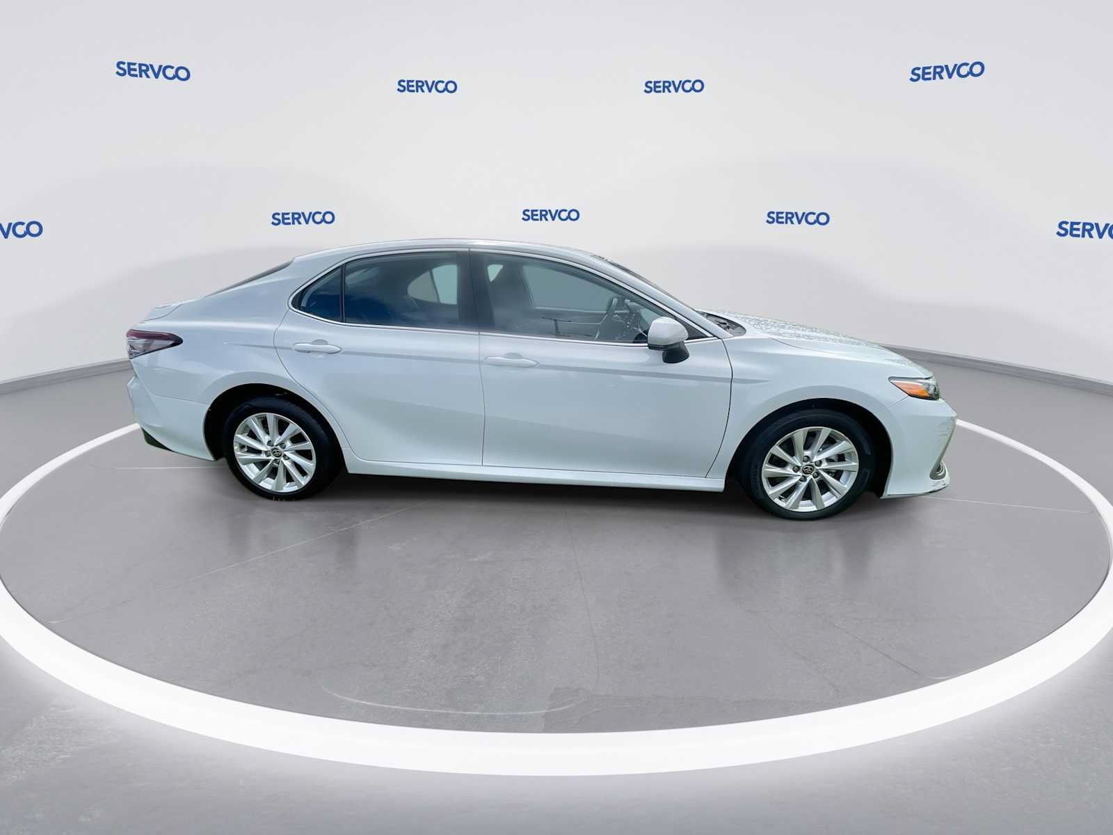 Used 2024 Toyota Camry LE FWD image 9