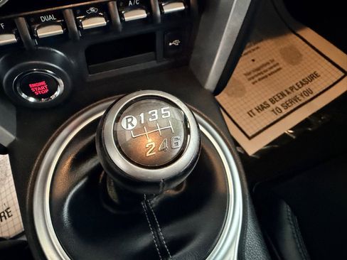 Used 2020 Toyota 86 GT image 13