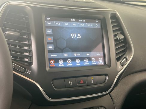 Used 2022 Jeep Cherokee Latitude Lux w/ Sun & Sound Group image 14