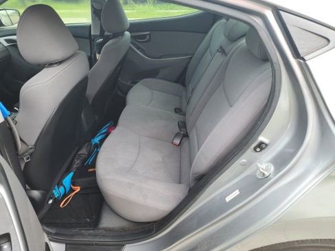 Used 2014 Hyundai Elantra SE FWD image 13