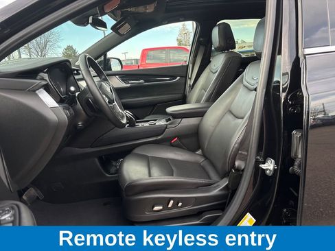 Used 2025 Cadillac XT5 Premium Luxury image 10