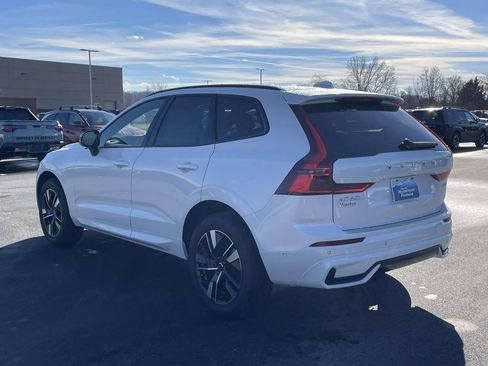 New 2026 Volvo XC60 B5 Plus w/ Protection Package Premier image 25