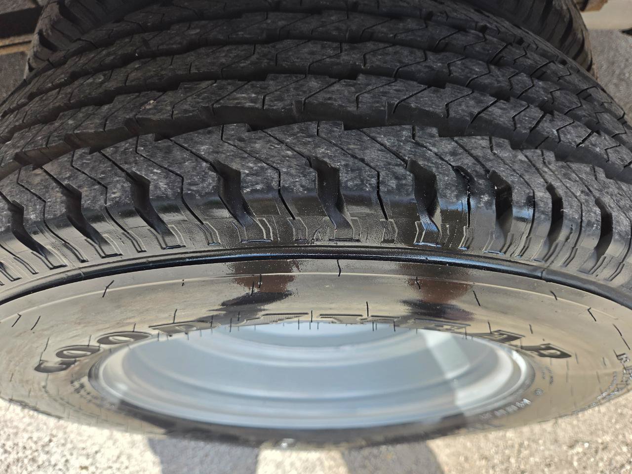 Used 2011 Ford E-350 and Econoline 350 Super Duty w/ PWR Locks & Windows Group RWD image 38