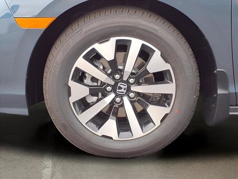 New 2026 Honda Odyssey EX-L image 11