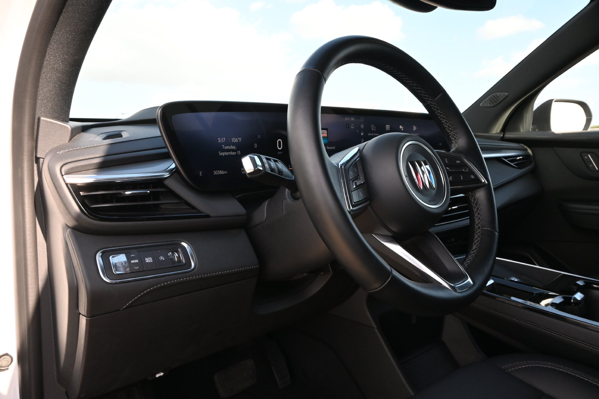Used 2025 Buick Enclave Preferred FWD image 18