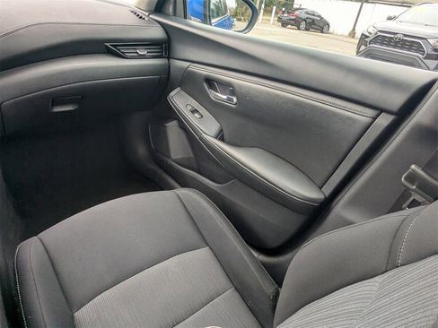 Used 2024 Nissan Sentra SV image 17