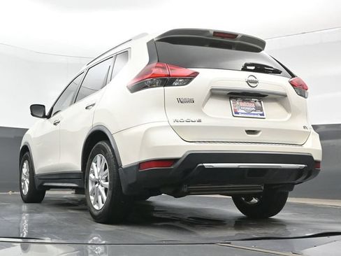 Used 2018 Nissan Rogue SV FWD image 23