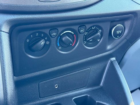 Used 2018 Ford Transit 250 148 Low Roof image 21