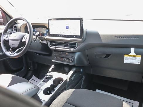 Used 2025 Ford Bronco Sport Big Bend image 14