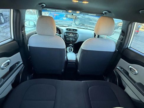Used 2018 Kia Soul image 25