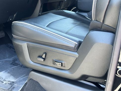 Used 2024 RAM 2500 Laramie w/ Safety Group AWD/4WD image 13
