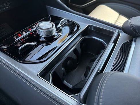 New 2026 Jeep Grand Wagoneer Limited AWD/4WD image 25